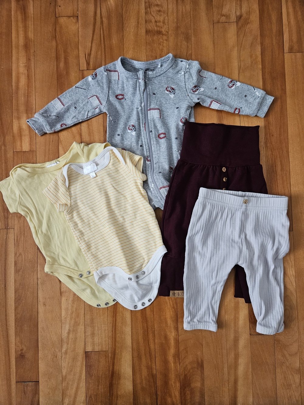 Mixed Baby Bundle - 0-3M